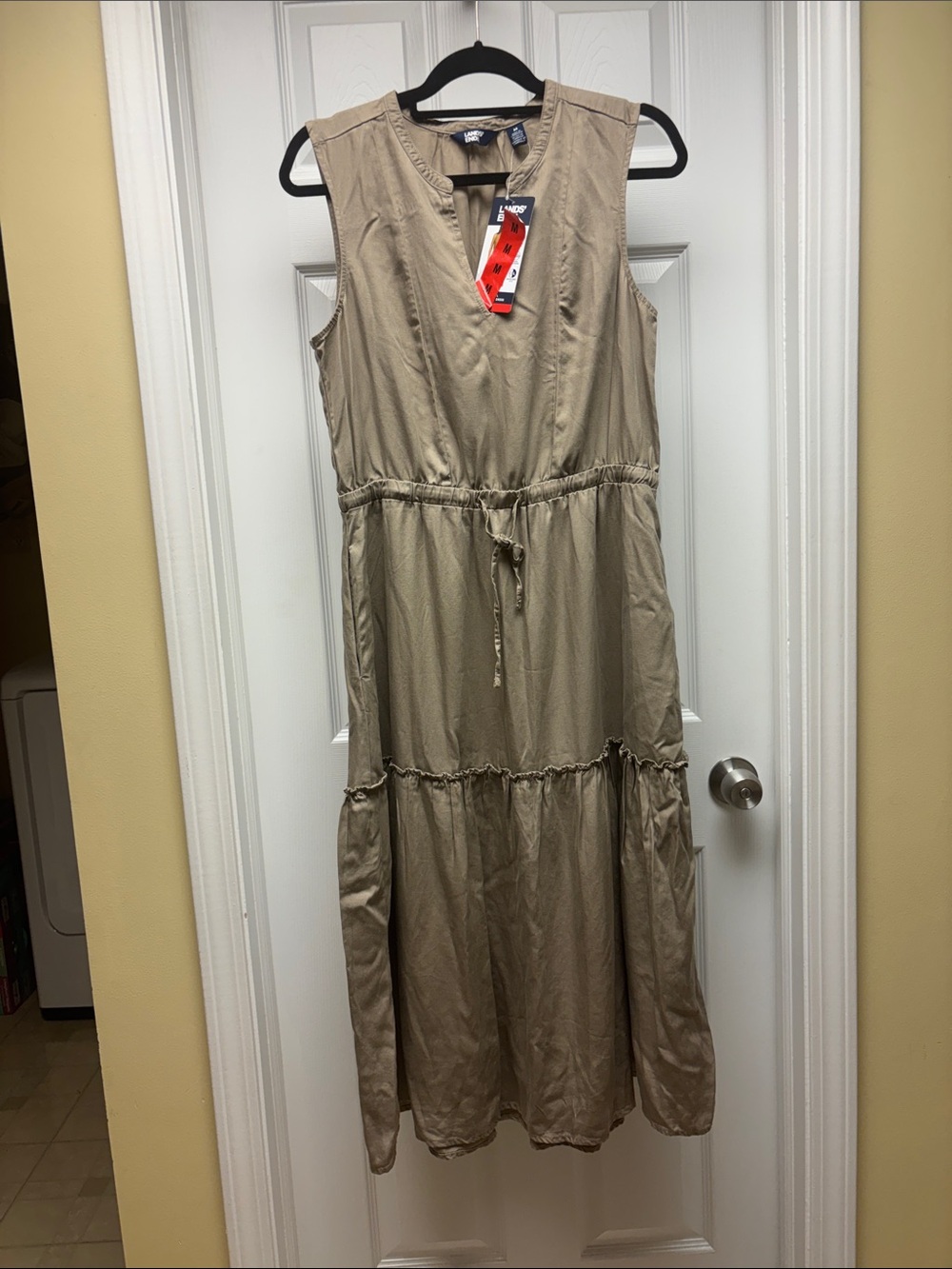 Lands’ End Women’s Lyocell Tiered Midi/Maxi Dress Tan Size M NWT